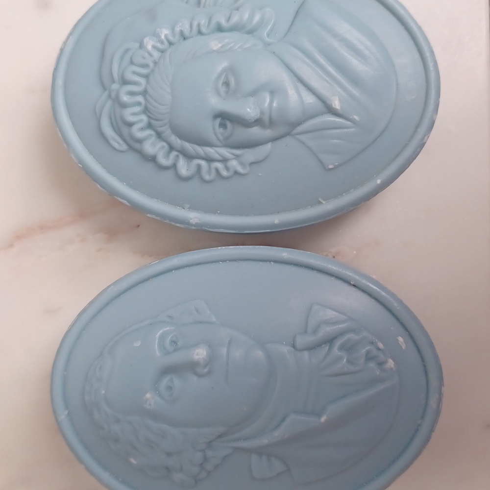 Avon President George Washington and First Lady Martha Washington Copy #2